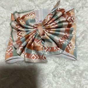 Tribal print bow